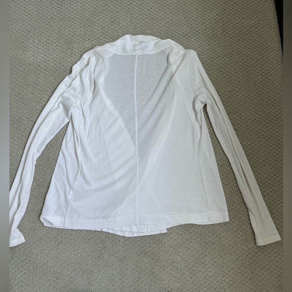 Theory White Draper Cardigan top medium - Picture 4 of 9